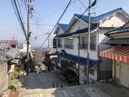 MQXJ4118.jpg